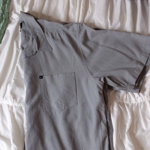 Quicksilver Button Down - Picture 3 of 4